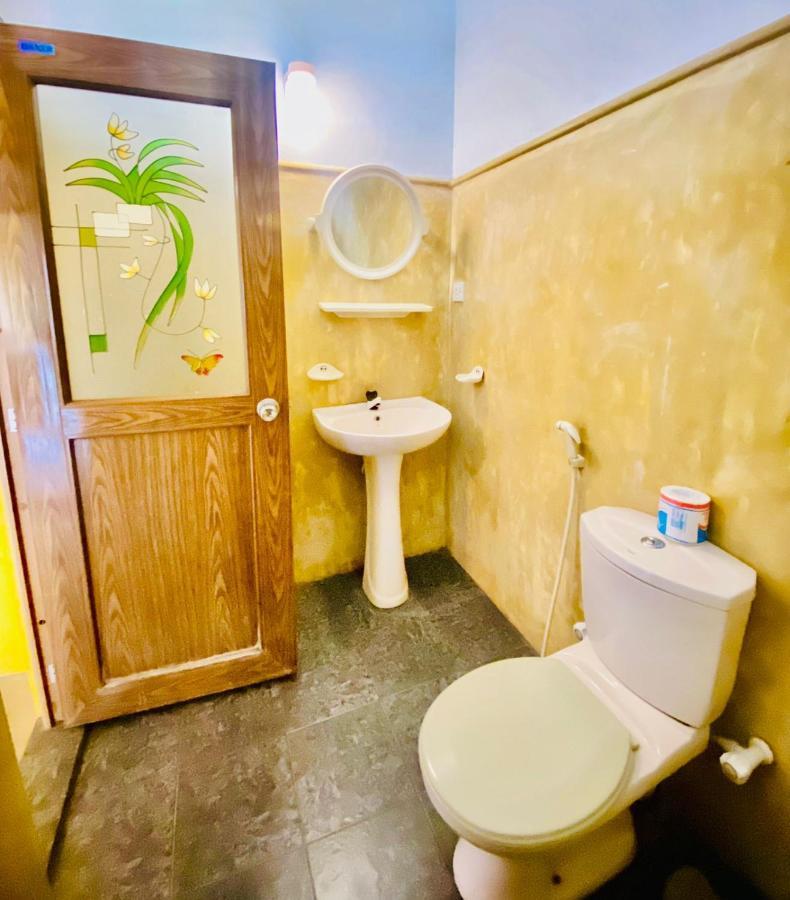 Praneeth Guest House Мирисса Экстерьер фото