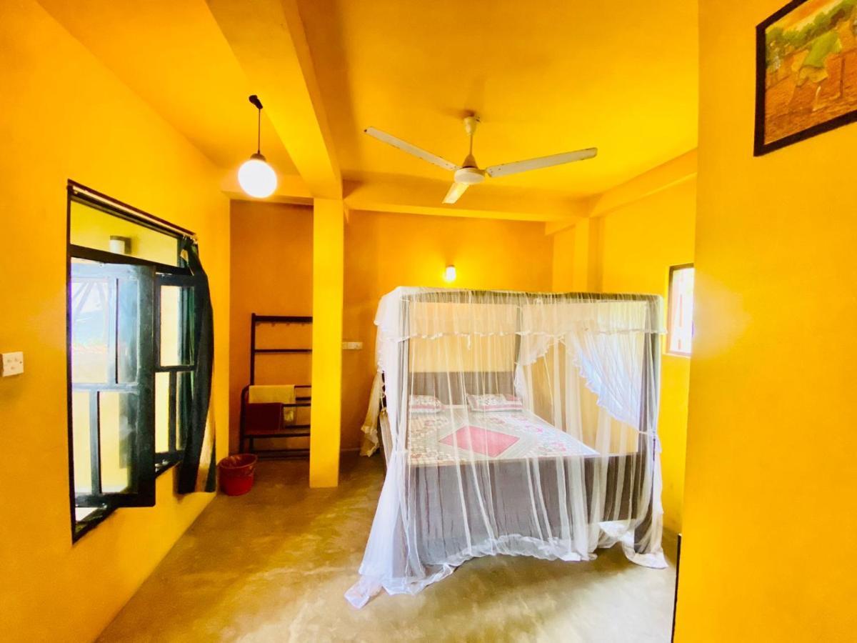 Praneeth Guest House Мирисса Экстерьер фото